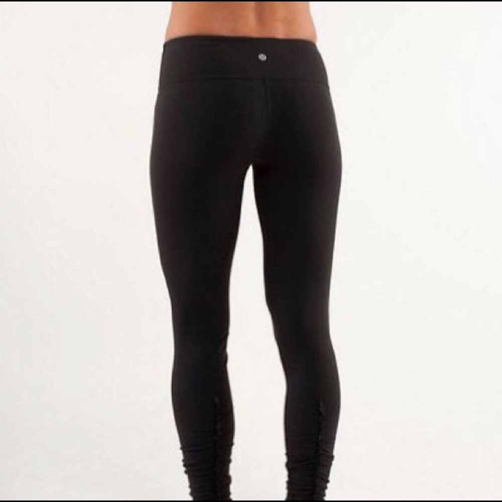 Lululemon Black Wunder Under - Full Length